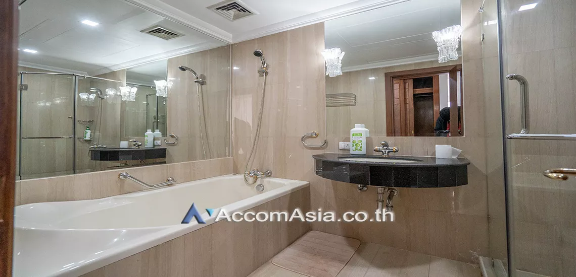 12  2 br Condominium For Sale in Ploenchit ,Bangkok BTS Ploenchit at All Seasons Mansion AA31060