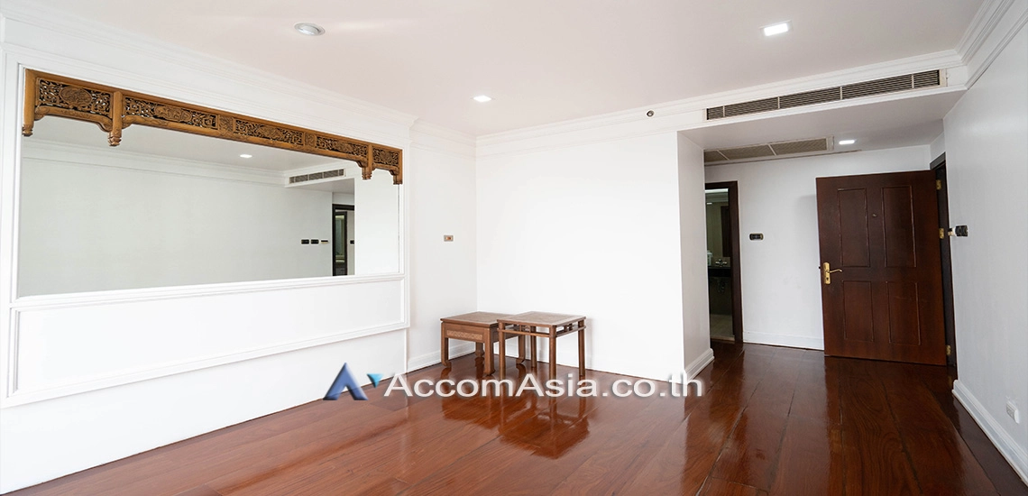 8  2 br Condominium For Sale in Ploenchit ,Bangkok BTS Ploenchit at All Seasons Mansion AA31060