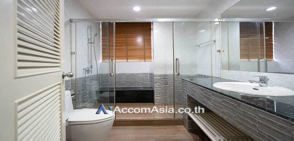 11  2 br Condominium for rent and sale in Ploenchit ,Bangkok BTS Chitlom at New House AA31074
