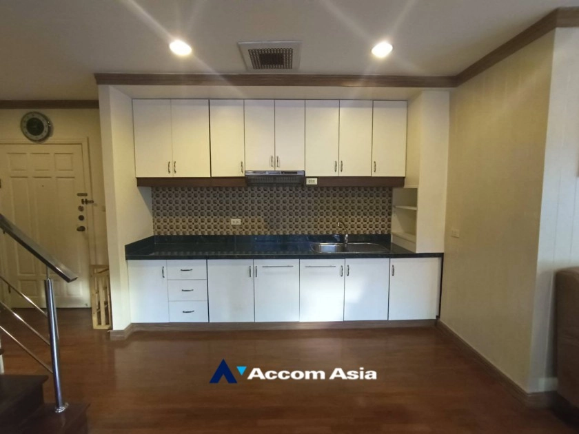 4  2 br Condominium for rent and sale in Ploenchit ,Bangkok BTS Chitlom at New House AA31074