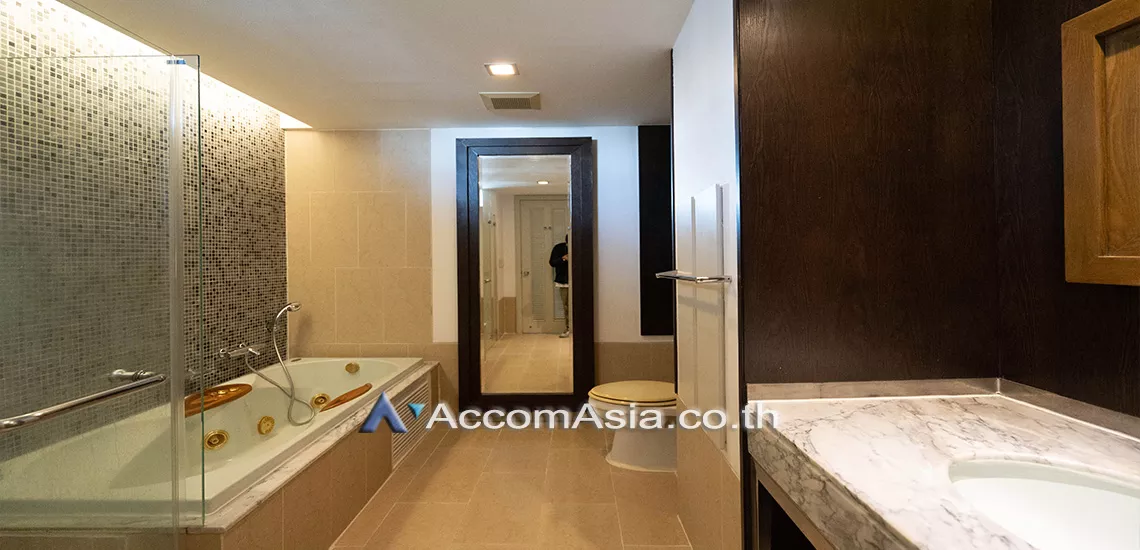 10  3 br Apartment For Rent in Sukhumvit ,Bangkok BTS Thong Lo at Fully Furnished Suites AA31090