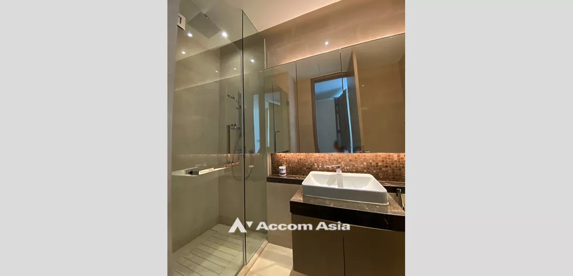 6  1 br Condominium For Rent in Ploenchit ,Bangkok BTS Ratchadamri at Magnolias Ratchadamri Boulevard AA31092