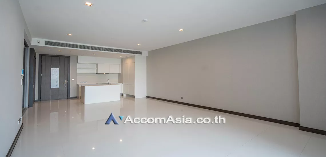  2 Bedrooms  Condominium For Sale in Sukhumvit, Bangkok  near BTS Nana (AA31099)