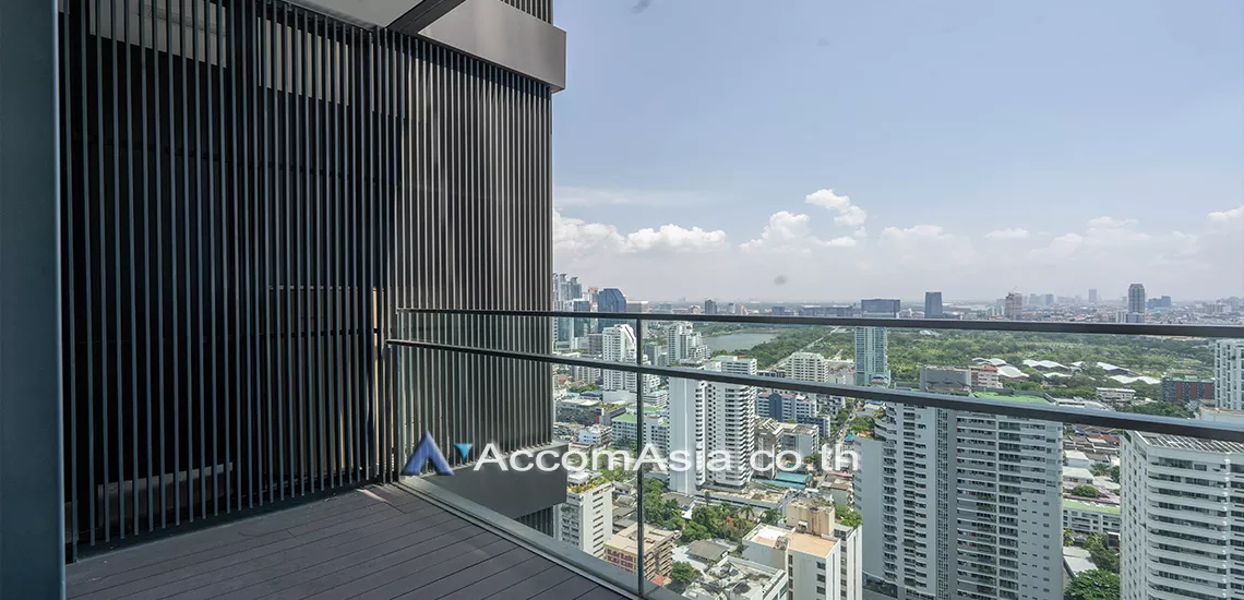 unit 2 Bedrooms  Condominium For Sale in Sukhumvit, Bangkok  near BTS Nana (AA31099)