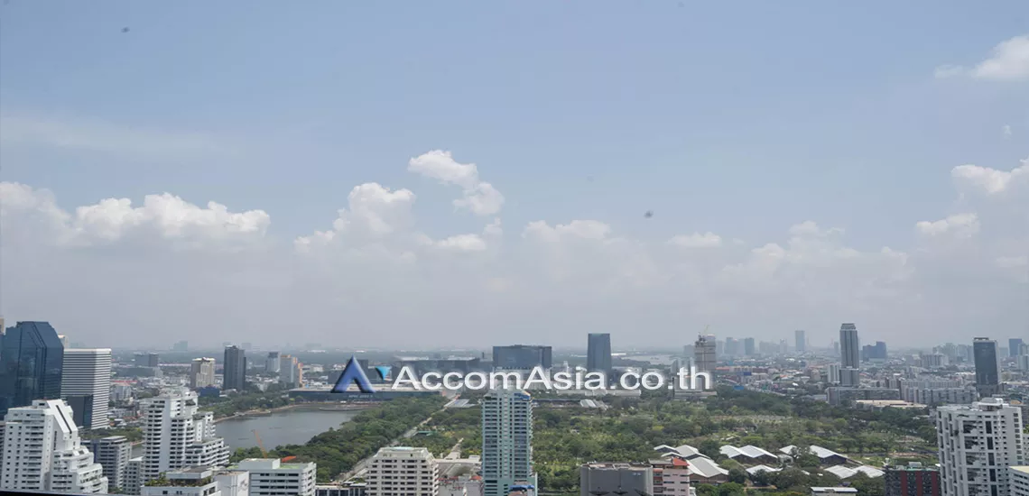 5  2 br Condominium For Sale in Sukhumvit ,Bangkok BTS Nana at Q1 Sukhumvit AA31099