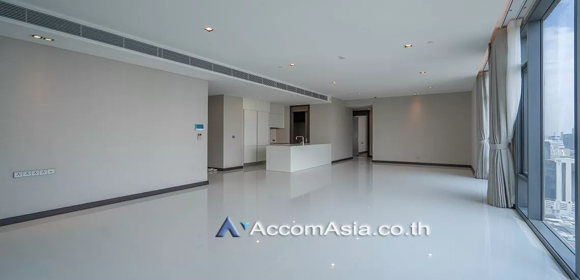Q One Sukhumvit Condominium  3 Bedroom for Sale BTS Nana in Sukhumvit Bangkok