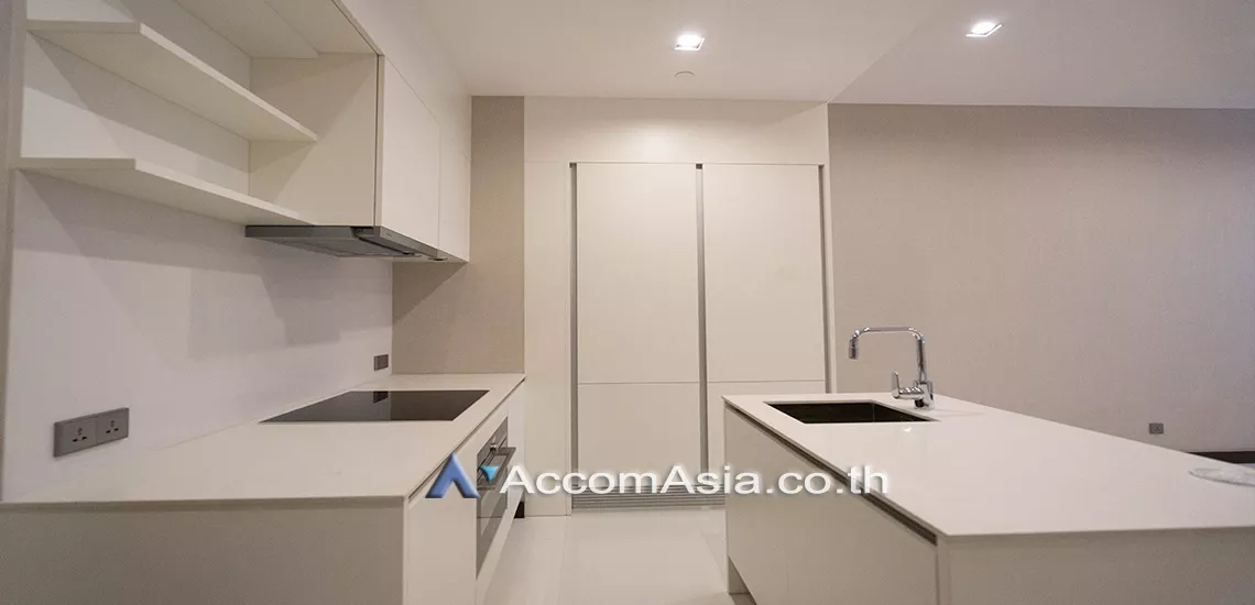 unit 2 Bedrooms  Condominium For Sale in Sukhumvit, Bangkok  near BTS Nana (AA31101)