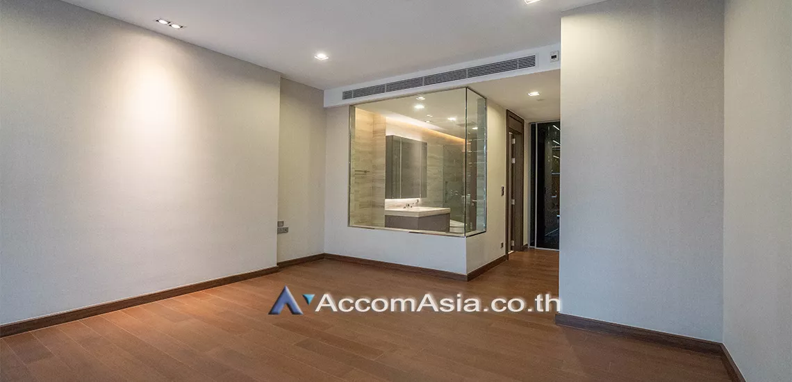 6  2 br Condominium For Sale in Sukhumvit ,Bangkok BTS Nana at Q One Sukhumvit AA31101