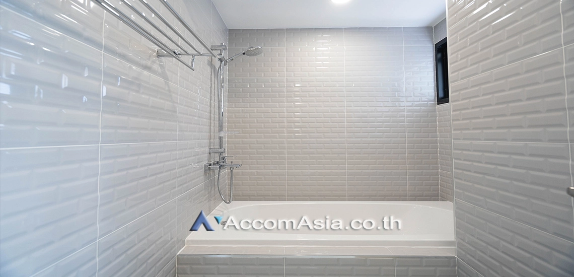 13  3 br Condominium For Rent in Sukhumvit ,Bangkok BTS Asok - MRT Sukhumvit at Ruamjai Heights AA31105