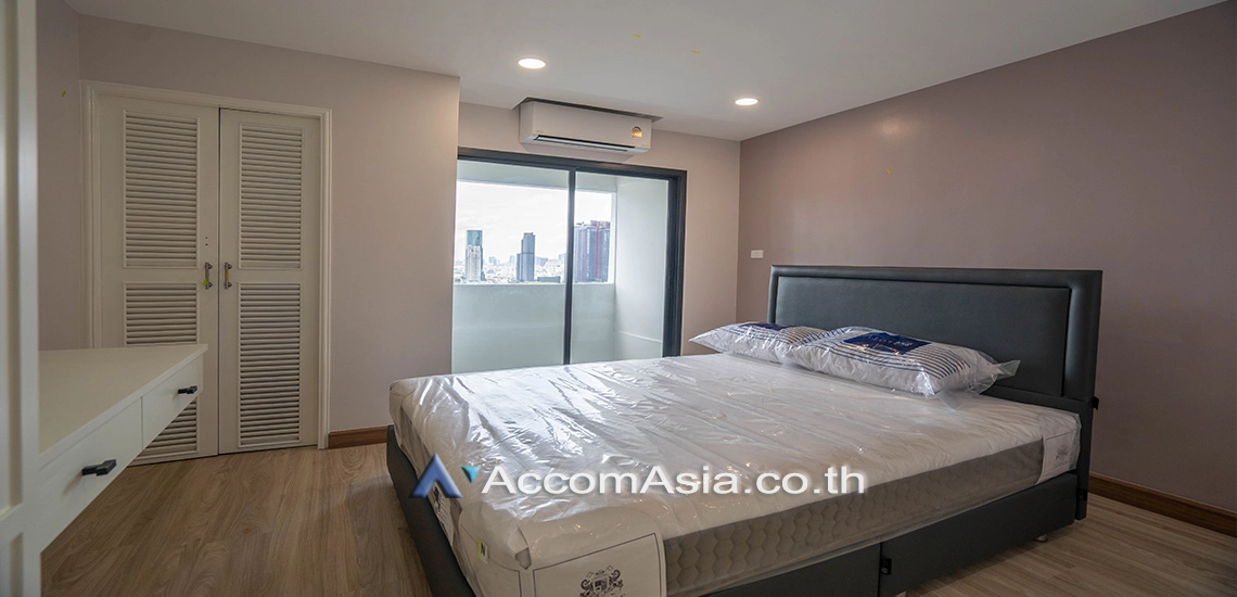 8  3 br Condominium for rent and sale in Sukhumvit ,Bangkok BTS Asok - MRT Sukhumvit at Ruamjai Heights AA31105