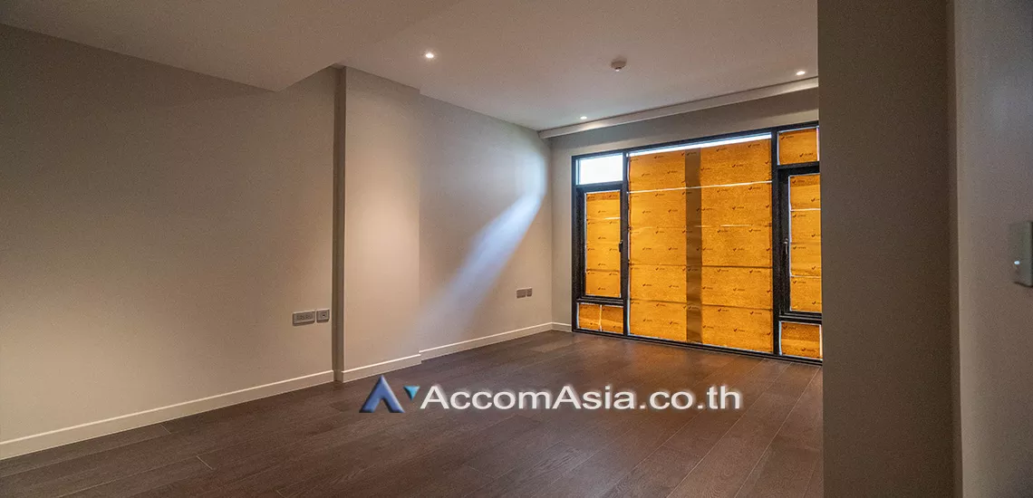 unit 2 Bedrooms  Condominium For Sale in Sukhumvit, Bangkok  near BTS Thong Lo (AA31109)