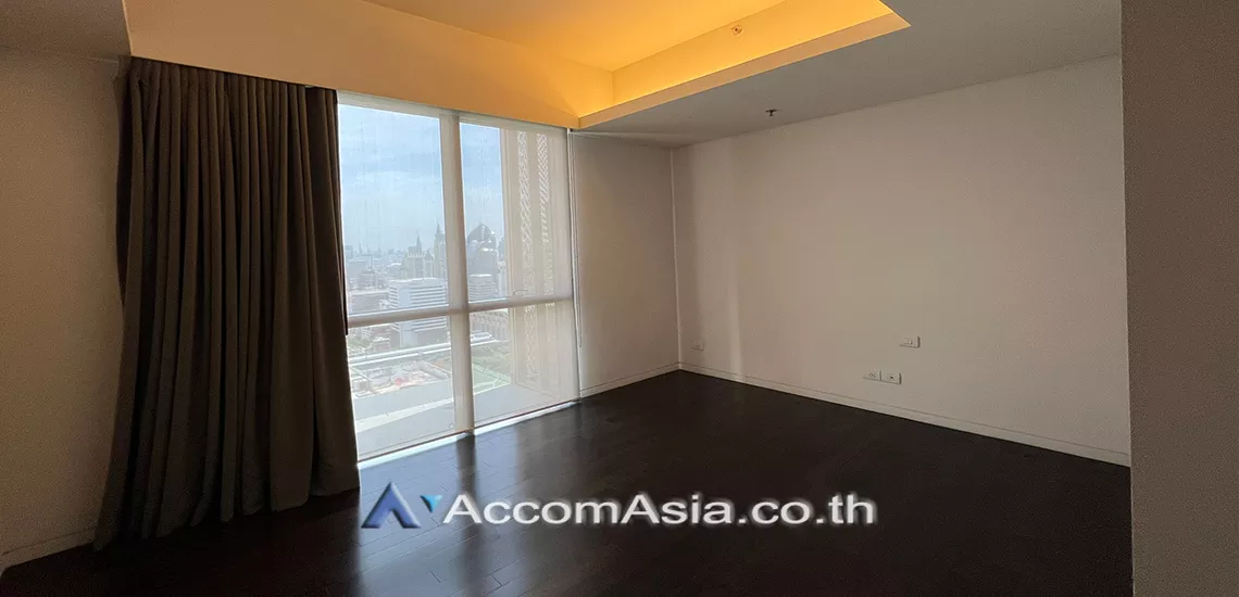 7  2 br Condominium For Rent in Ploenchit ,Bangkok BTS Ratchadamri at Hansar Residence AA31113