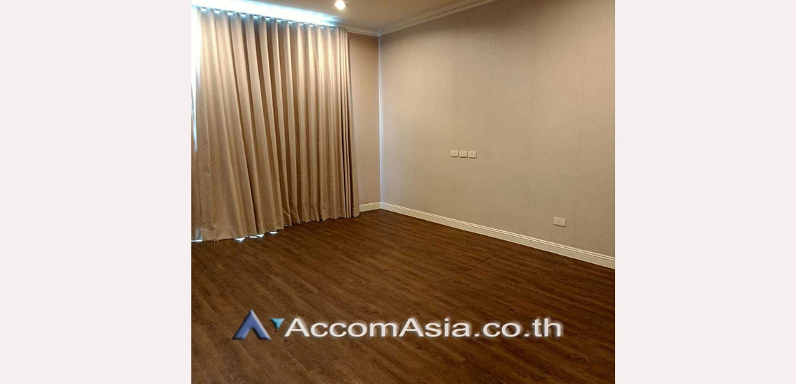 16  4 br House For Rent in Ratchadapisek ,Bangkok MRT Thailand Cultural Center at Well maintain Compound AA31116