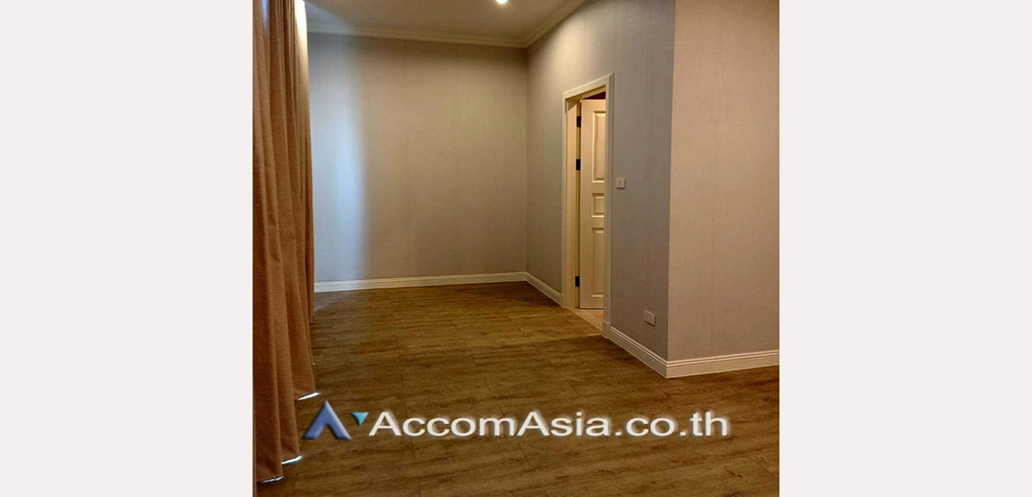 7  4 br House For Rent in Ratchadapisek ,Bangkok MRT Thailand Cultural Center at Well maintain Compound AA31116