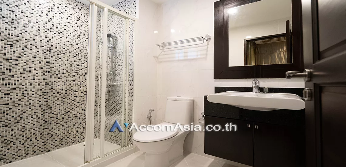 12  2 br Apartment For Rent in Sukhumvit ,Bangkok BTS Phrom Phong at The rooms are luxurious & comfortable AA31119