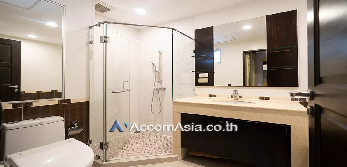10  2 br Apartment For Rent in Sukhumvit ,Bangkok BTS Phrom Phong at The rooms are luxurious & comfortable AA31119