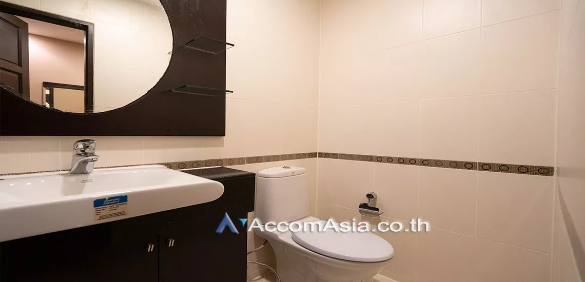 11  3 br Apartment For Rent in Sukhumvit ,Bangkok BTS Phrom Phong at The rooms are luxurious & comfortable AA31120