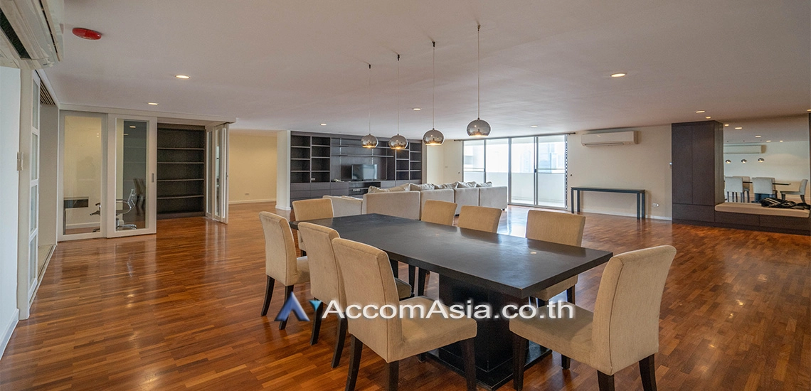 unitPet friendly |  3 Bedrooms  Condominium For Rent in Sukhumvit, Bangkok  near BTS Phrom Phong (AA31134)