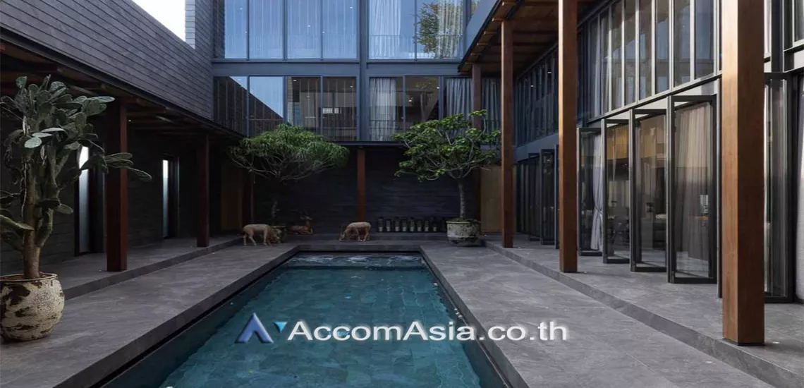 Private Swimming Pool | Super Luxury House  4 Bedroom for Sale BTS Bearing in  Samut Prakan
