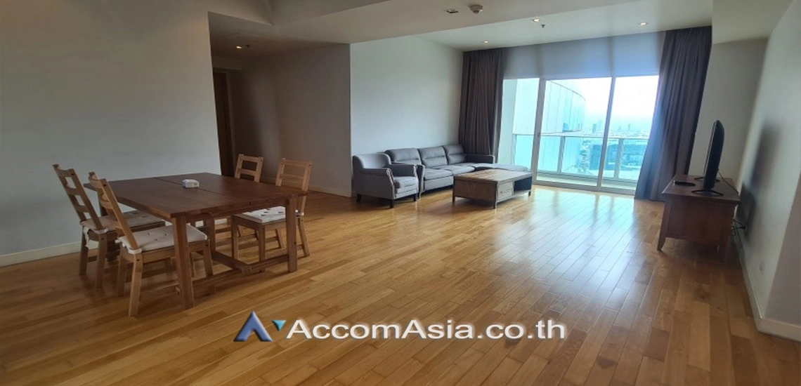  3 Bedrooms  Condominium For Rent in Sukhumvit, Bangkok  near BTS Asok - MRT Sukhumvit (AA31143)