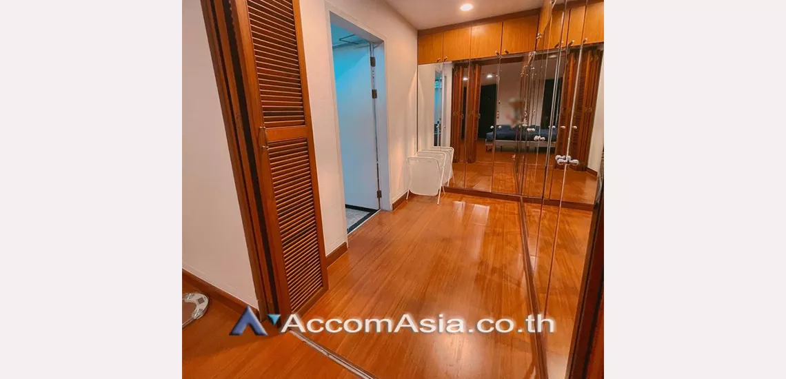 22  4 br Condominium For Rent in Ploenchit ,Bangkok BTS Ratchadamri at The Regent Royal Place I AA31146