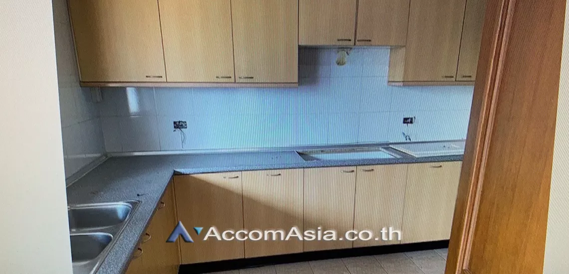 4  3 br Apartment For Rent in Sukhumvit ,Bangkok BTS Nana at Easy to access BTS and MRT AA31148