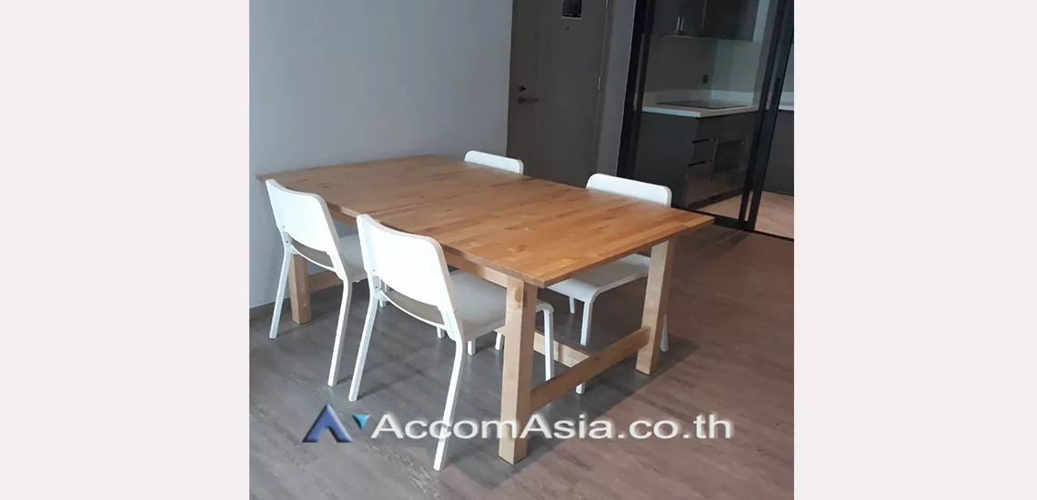 unit 2 Bedrooms  Condominium For Rent in Sukhumvit, Bangkok  near BTS Ekkamai (AA31153)
