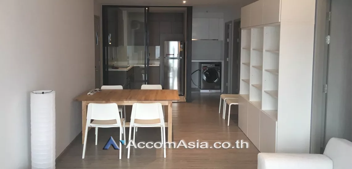 unit 2 Bedrooms  Condominium For Rent in Sukhumvit, Bangkok  near BTS Ekkamai (AA31153)