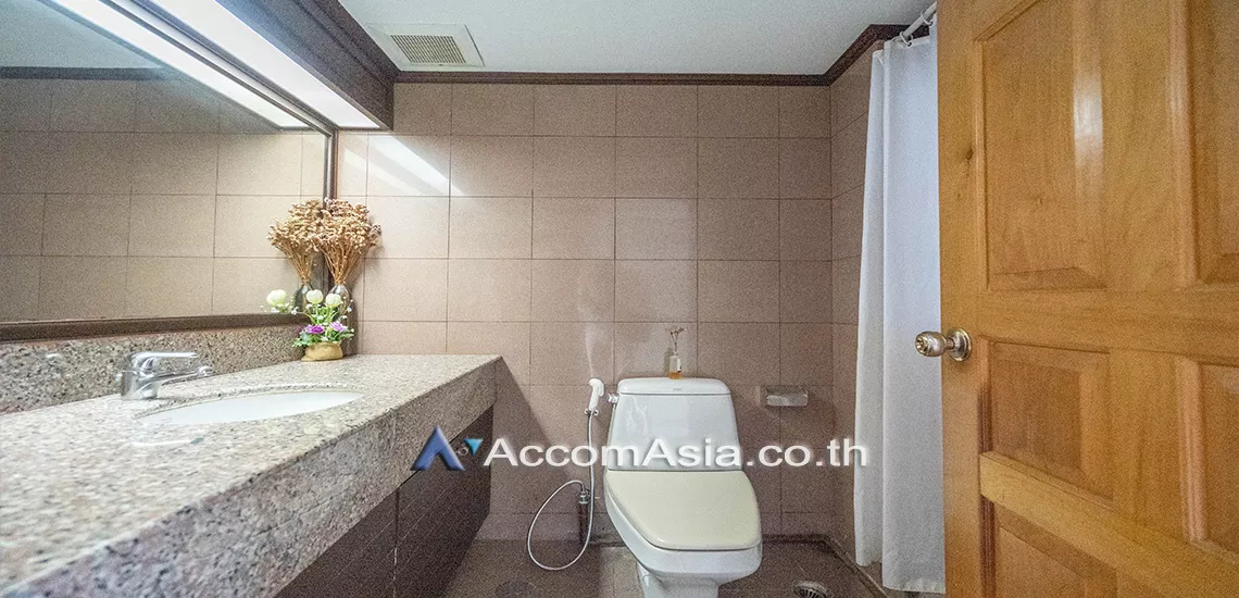 8  2 br Condominium For Rent in Sukhumvit ,Bangkok BTS Asok - MRT Sukhumvit at Lake Avenue AA31155