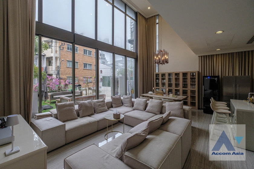  1  4 br Townhouse for rent and sale in Sukhumvit ,Bangkok BTS Thong Lo at 749 Residence AA31156
