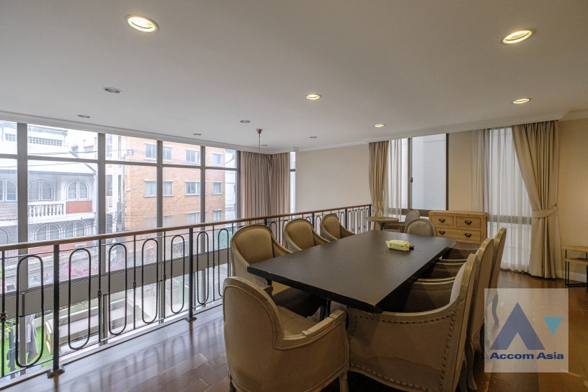 19  4 br Townhouse for rent and sale in Sukhumvit ,Bangkok BTS Thong Lo at 749 Residence AA31156