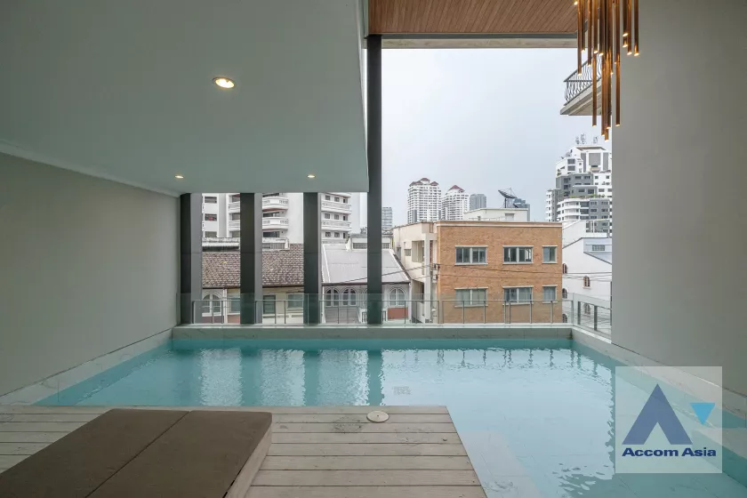 22  4 br Townhouse for rent and sale in Sukhumvit ,Bangkok BTS Thong Lo at 749 Residence AA31156