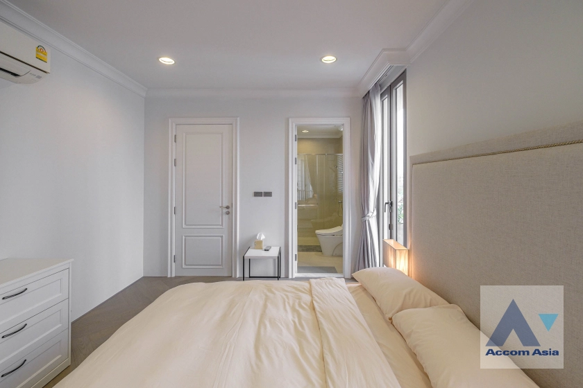 29  4 br Townhouse for rent and sale in Sukhumvit ,Bangkok BTS Thong Lo at 749 Residence AA31156