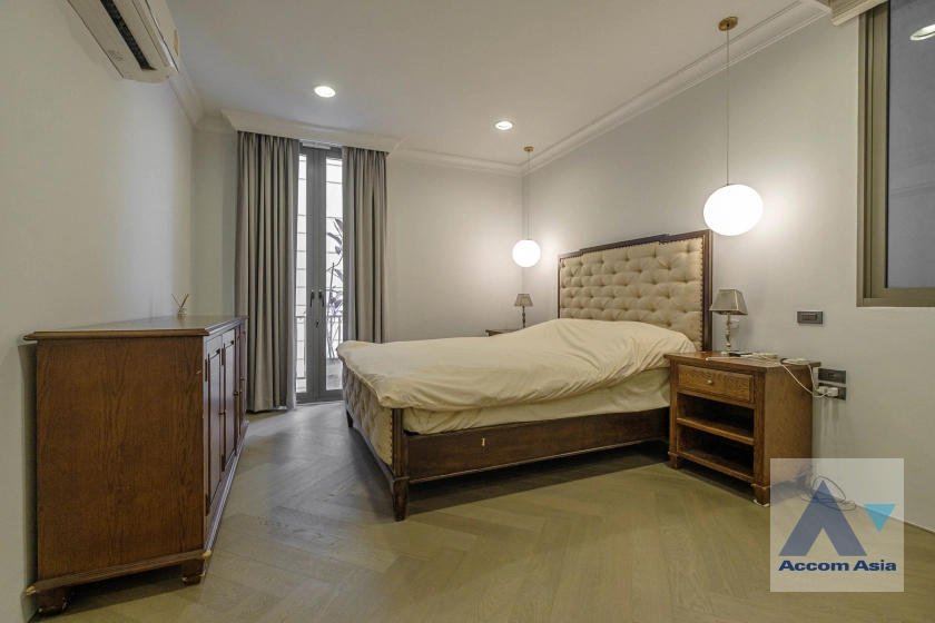 33  4 br Townhouse for rent and sale in Sukhumvit ,Bangkok BTS Thong Lo at 749 Residence AA31156