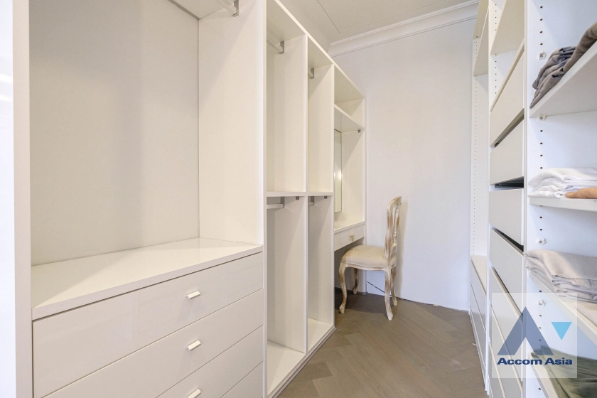 14  4 br Townhouse for rent and sale in Sukhumvit ,Bangkok BTS Thong Lo at 749 Residence AA31156