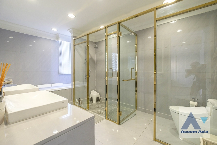 16  4 br Townhouse for rent and sale in Sukhumvit ,Bangkok BTS Thong Lo at 749 Residence AA31156