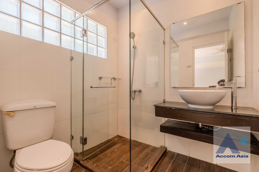 11  5 br House For Rent in New Phetchaburi ,Bangkok  at Thai Village AA31157