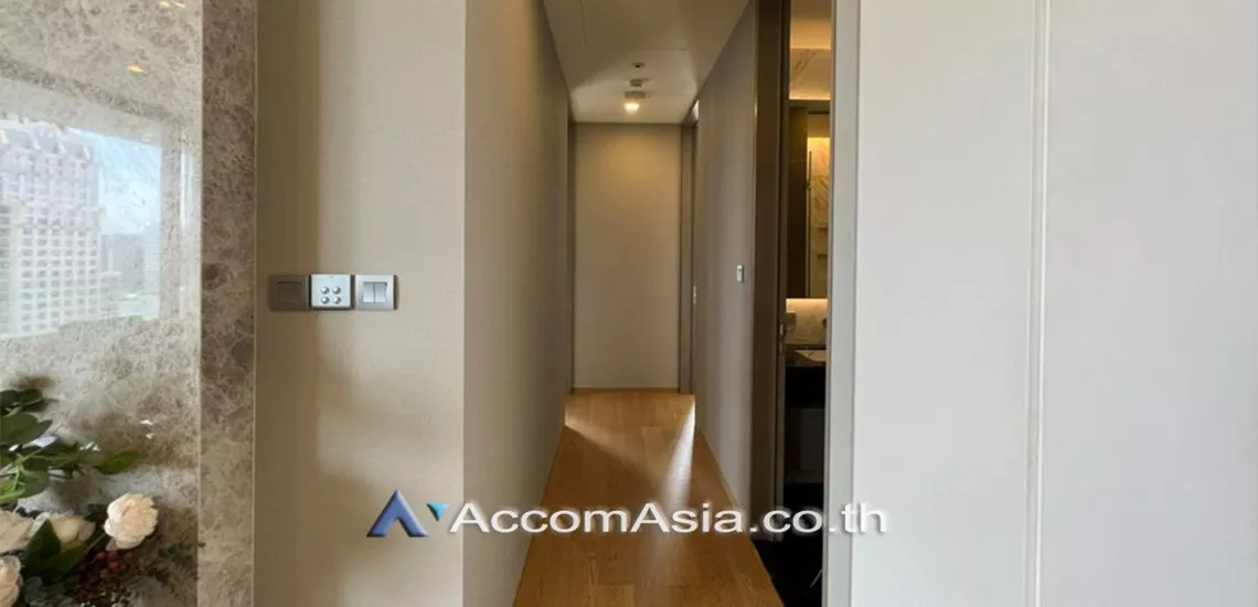 20  2 br Condominium For Rent in Silom ,Bangkok MRT Lumphini at Saladaeng One AA31164