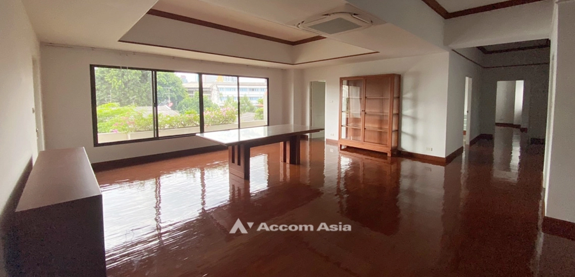 unitSpacious apartment with greenery view in Sukhumvit (AA31187)