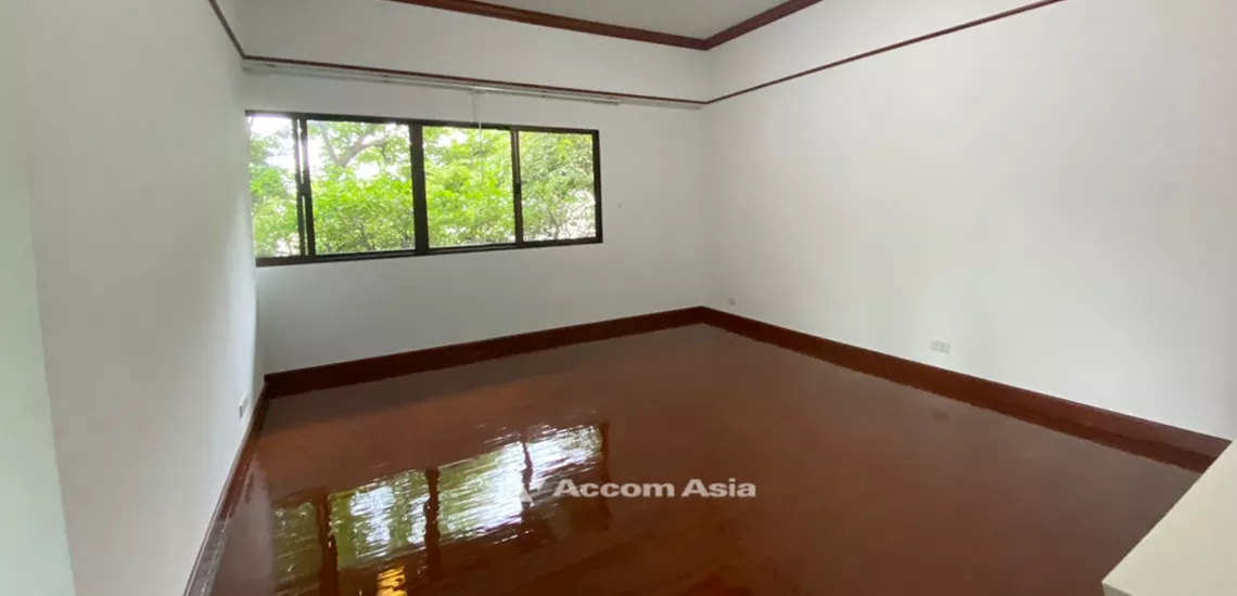 10  3 br Apartment For Rent in Sukhumvit ,Bangkok BTS Ekkamai at A peaceful location AA31187