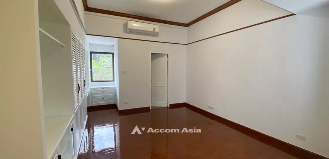 15  3 br Apartment For Rent in Sukhumvit ,Bangkok BTS Ekkamai at A peaceful location AA31187