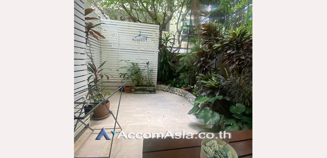 16  3 br Townhouse For Rent in Sukhumvit ,Bangkok MRT Phetchaburi at Natural Place AA31188