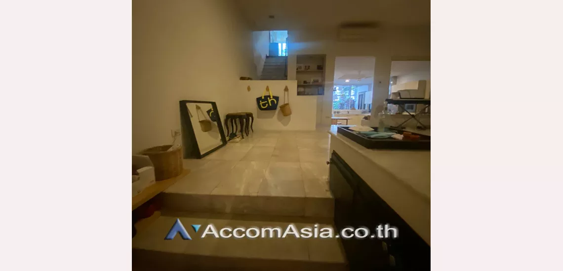 6  3 br Townhouse For Rent in Sukhumvit ,Bangkok MRT Khlong Toei at Natural Place AA31188