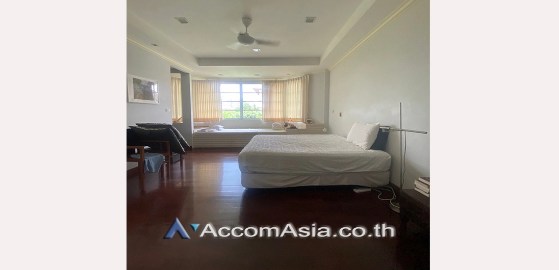 10  3 br Townhouse For Rent in Sukhumvit ,Bangkok MRT Phetchaburi at Natural Place AA31188