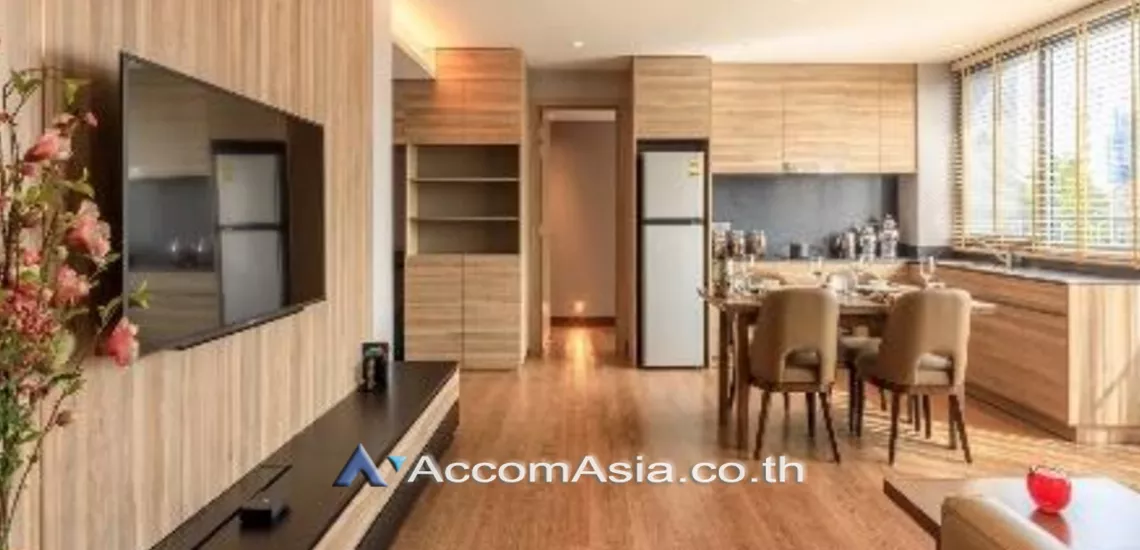 Pet friendly |  2 Bedrooms  Apartment For Rent in Sukhumvit, Bangkok  near BTS Ekkamai (AA31191)