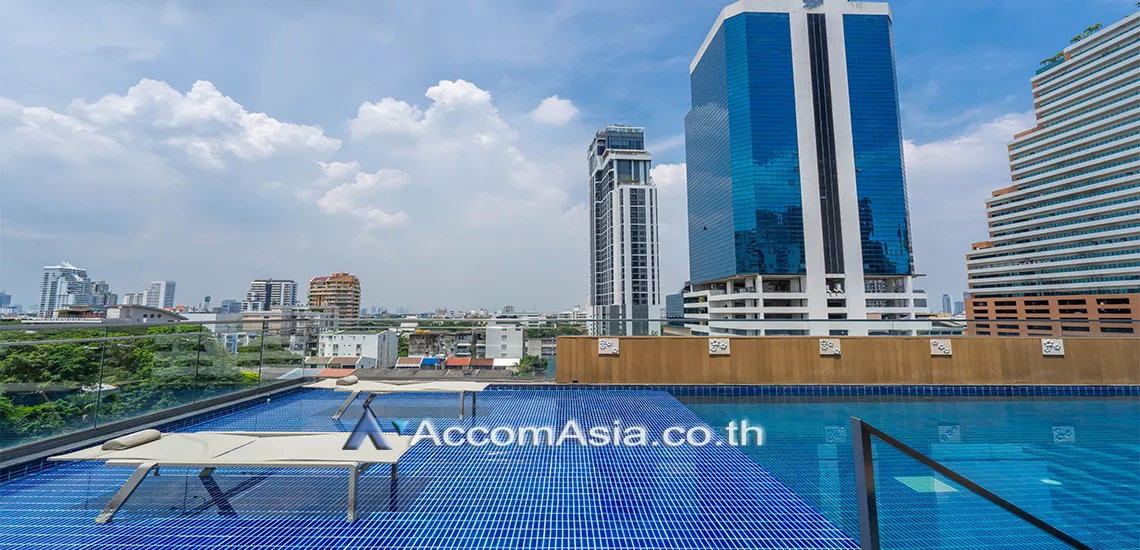  1 Bedroom  Apartment For Rent in Sukhumvit, Bangkok  near BTS Ekkamai (AA31200)