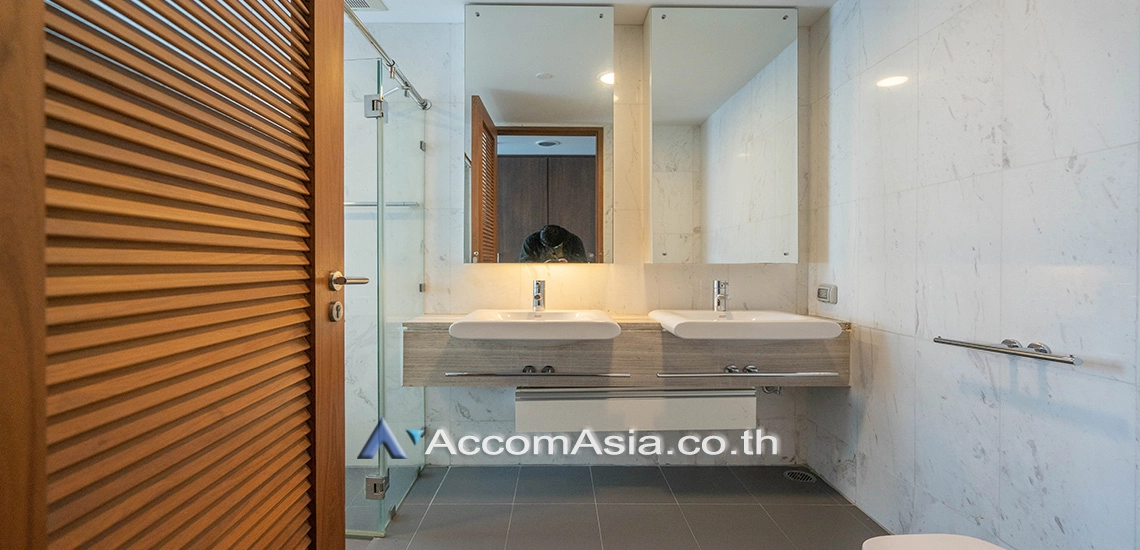 12  3 br Apartment For Rent in Sukhumvit ,Bangkok BTS Asok - MRT Sukhumvit at Spacious Living in Asoke – 220 SQ.M. Up AA31203