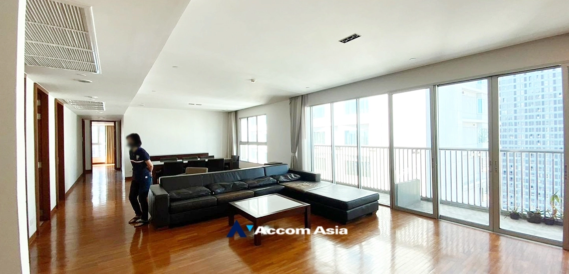 Pet friendly |  Modern Interiors Apartment  4 Bedroom for Rent MRT Sukhumvit in Sukhumvit Bangkok