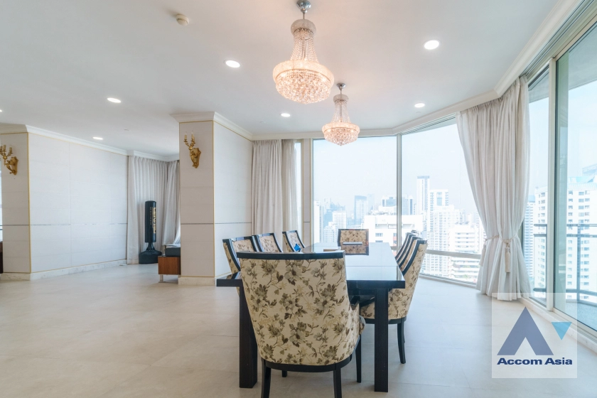 7  4 br Condominium For Sale in Sukhumvit ,Bangkok BTS Phrom Phong at Royce Private Residences AA31216