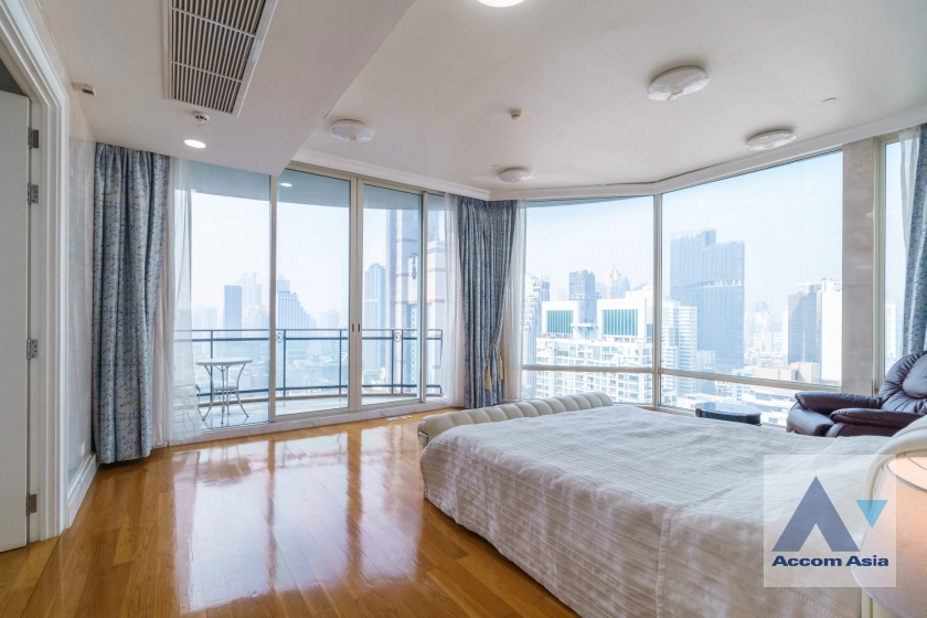 16  4 br Condominium For Sale in Sukhumvit ,Bangkok BTS Phrom Phong at Royce Private Residences AA31216